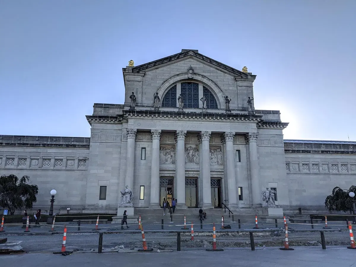 The exterior of the Saint Louis Art Museum